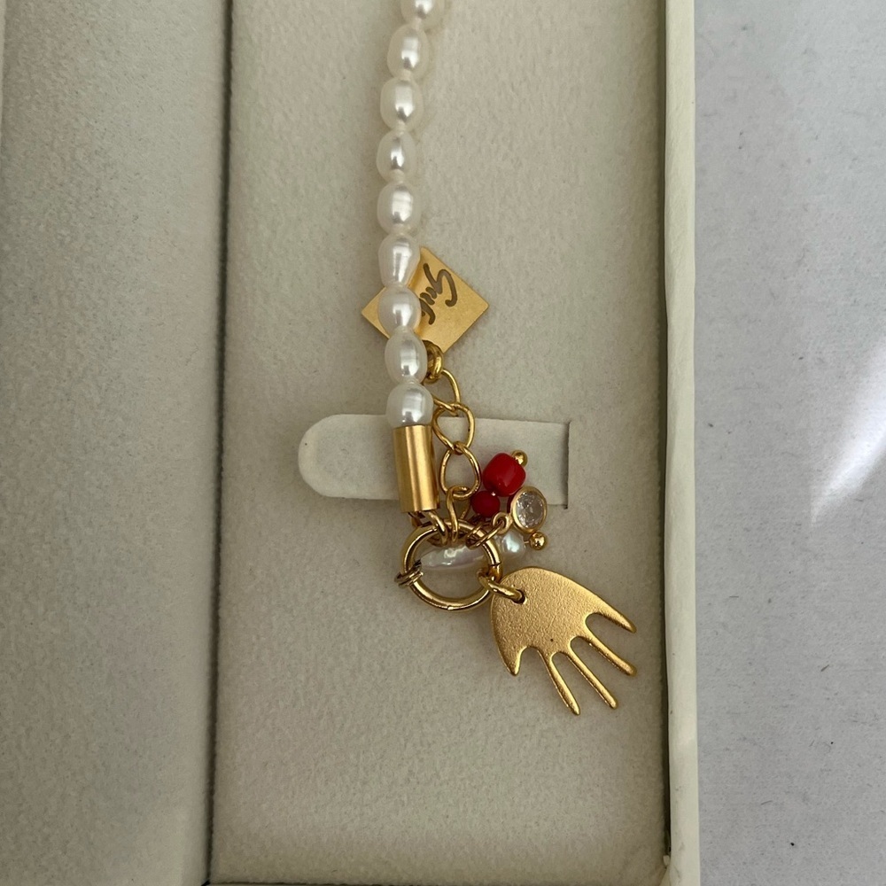 Gold and Pearl Charm Bracelet - Picture 7 of 10